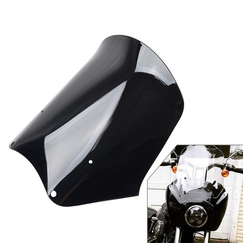 Black front windshield - 15",
