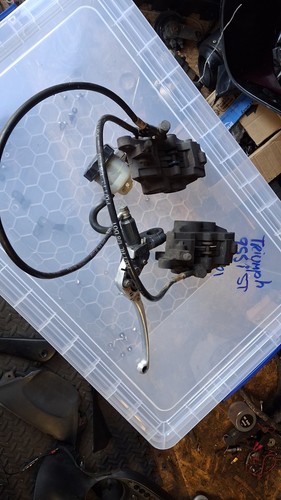 Triumph 955i sprint brake - sprint,