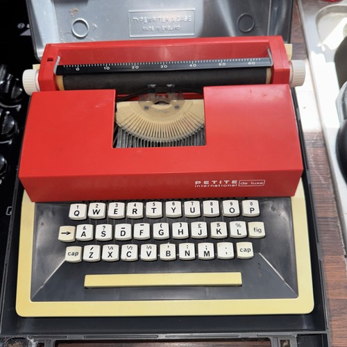 This red and cream petite - red,