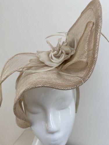 New large wavy beige nude - new,