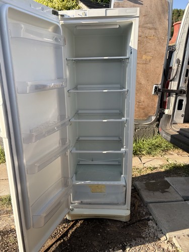 Indesit tall fridge san - indesit, 400