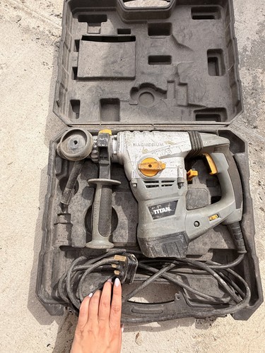 Titan 1500w sds rotary - sds,