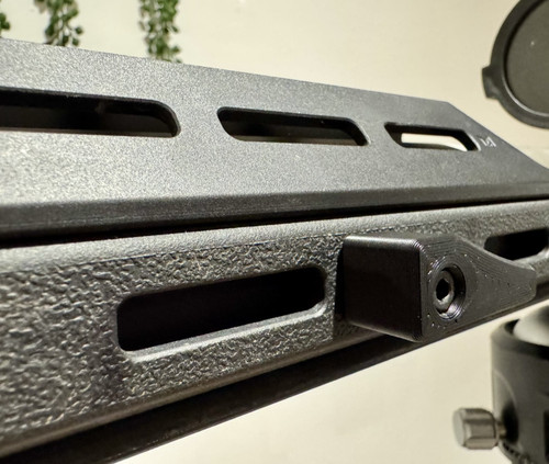 Thumb rest lok left - m-lok, left/right