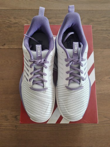 Swiss trainers size 5 - swiss,