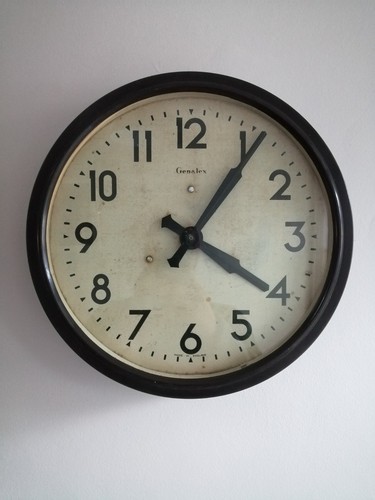 Large genalex wall clock 1950s - large,