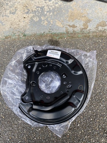 Genuine toyota landcruiser lc3 - genuine,
