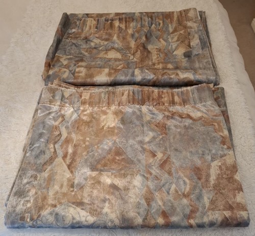 Pair stand out - stand, large