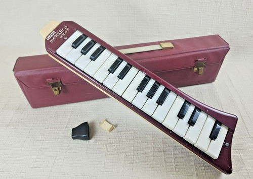 Vintage hohner melodica piano - melodica,