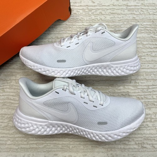 Nike revolution lightweight - 5,