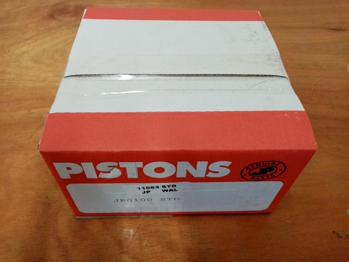 Austin seven piston set - seven,