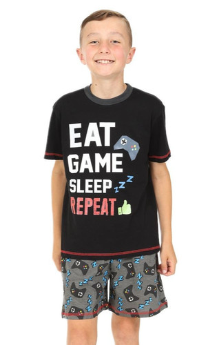 Boys eat game repeat - ,