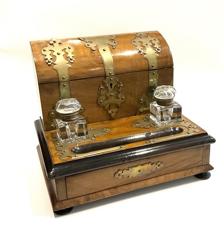 19thc burr walnut wood - 19thc, brass