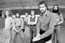 Hamish Stuart, Robbie