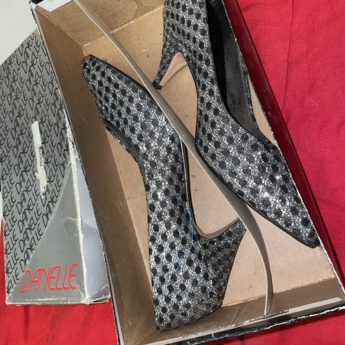 Dolce pierre vintage - by,