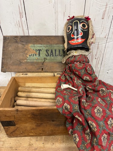 Antique aunt sally garden - aunt, garden/pub