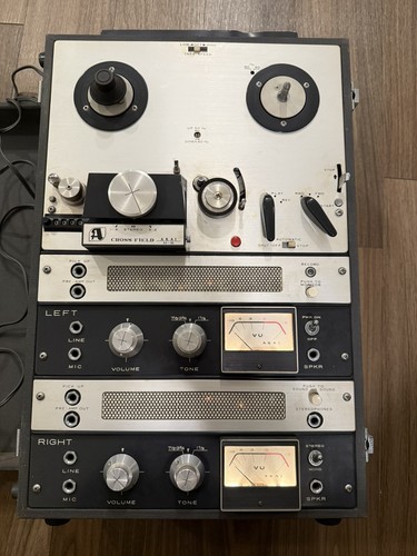 Vintage 1960s akai - akai, cross