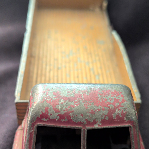 Dinky toys bedford flat truck - dinky,