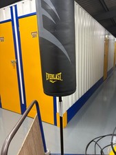 everlast punch bag on stand 160 cms tall