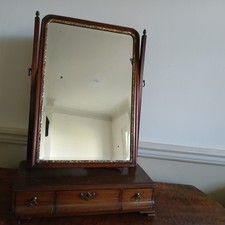 Georgian Mahogany Dresser