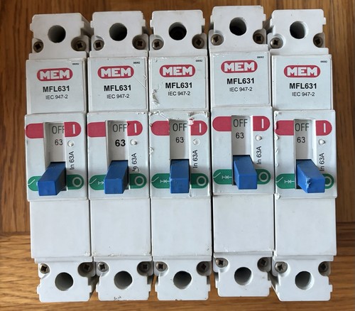 Mem 63a mccb - 63a, phase