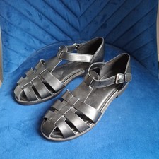 Primark Black and gold buckle