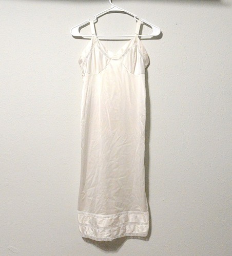 Dainty white vintage - vintage, slip
