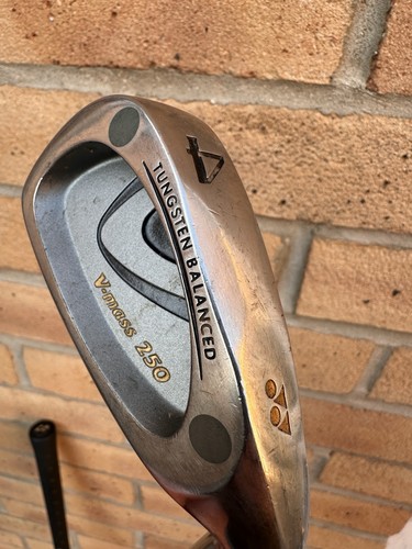 Yonex mass 250 iron - 250, 4-iron