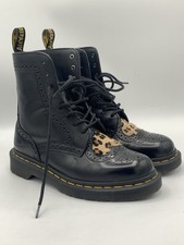 Dr. Martens Bentley II Heart