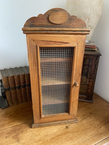 Vintage wooden mesh front - vintage,