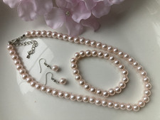 Soft pink faux pearl necklace - pearl,