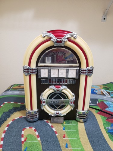 Vintage crosley radio - crosley,
