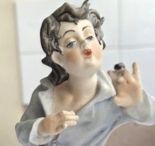  Capodimonte ?  FIGURINE : "