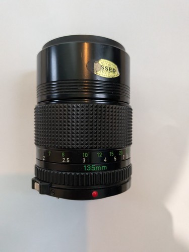 Canon 135mm fd - f/2.8,