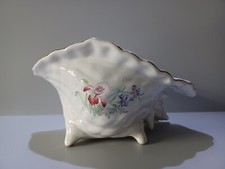 Vintage White Shell Shape