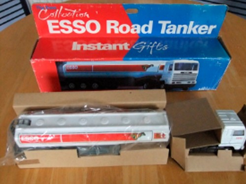 Scania 143m artic tanker - scania,