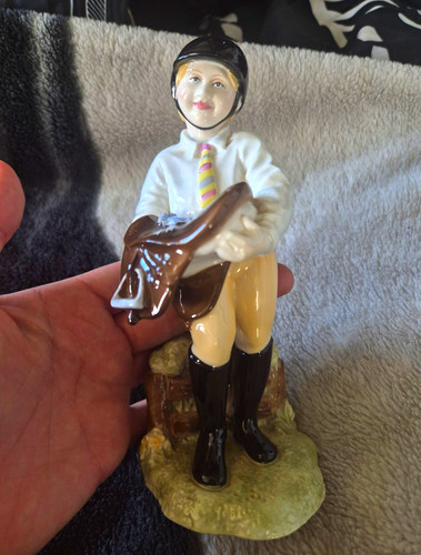 Royal worcester rw3149 boys - worcester,