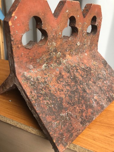 Decrotive ridge tiles - ridge,