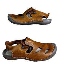 Clarks men’s leather clogs