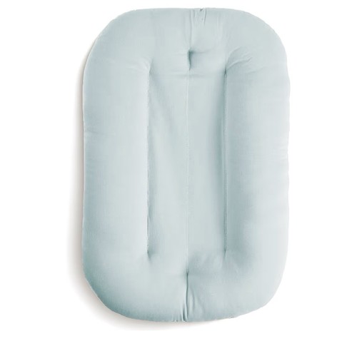 Snuggle baby nest pod - me,