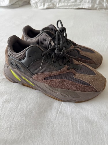 Adidas yeezy 700 - adidas, uk