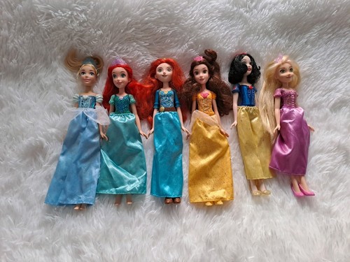 Disney princess bundle used - disney,