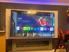 Hisense 75" *DAMAGED SCREEN