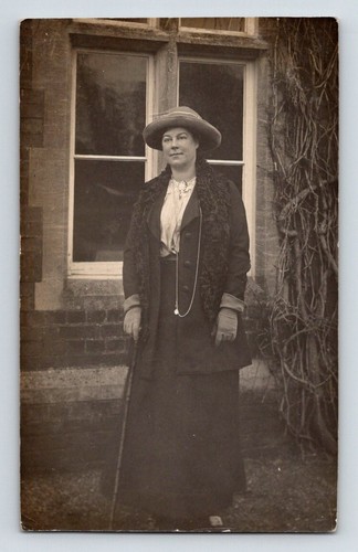 Social history lady outside - social,