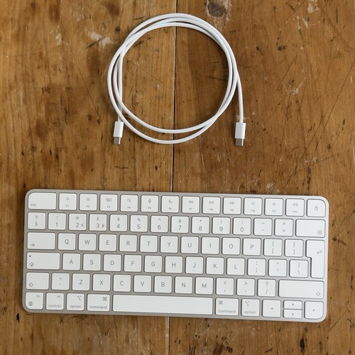 Apple magic keyboard compact - magic,