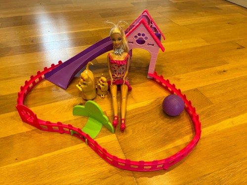 Barbie puppy play - barbie, with