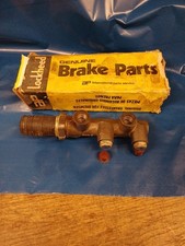 FORD TRANSIT MK1 1965-68 DAUL LINE LOCKHEED BRAKE MASTER CYLINDER
