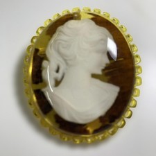 CAMEO Vintage Cameo Woman