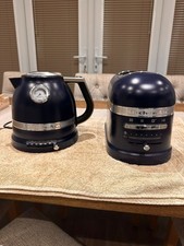 Kitchen Aid Toaster And Kettle