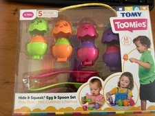 TOMY HIDE & SQUEAK EGG & SPOON