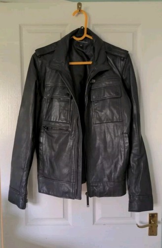 Full circle real - circle, leather
